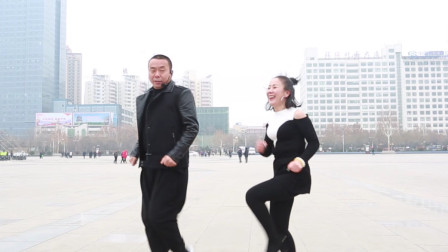 近期广场流行舞曲《中国红》欣赏, 动感节奏时尚舞步好听又好看