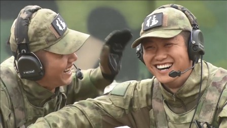 特种兵之火凤凰:小伙外号哈雷,结果连个嘉陵都搞不定,丢人啊!