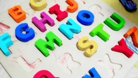 萌宝认字母 宝宝学英文 英文字母拼板早教玩具