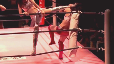 日本女子摔角, 粉衣女选手有点阴险啊! 这场比赛看着真是太激烈了