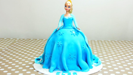 女儿最爱的冰雪女王翻糖蛋糕，漂亮又逼真，蛋糕师的手艺太牛了