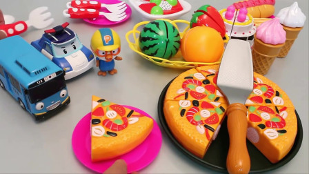 小企鹅啵乐乐和警车珀利分享水果沙拉和披萨饼