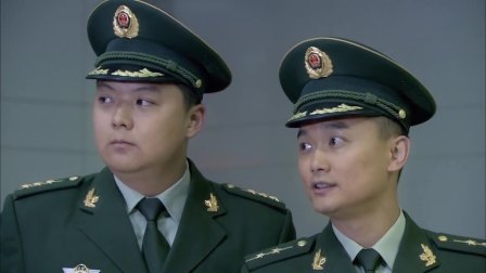 中国警察与泰国警察联合办案，谁知泰国女警花出现时，小伙看懵了