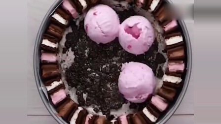 网红冰淇淋蛋糕，看完制作方法馋坏了，以后可以省得出去吃了！
