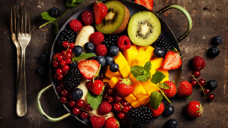 吃水果还和体质有关系？寒性体质的人能吃草莓、樱桃吗？