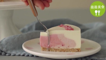 草莓芝士蛋糕：浓浓的奶香加上草莓的酸甜，这搭配太绝了