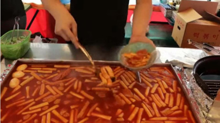 韩国街头小吃：辣炒年糕的制作过程