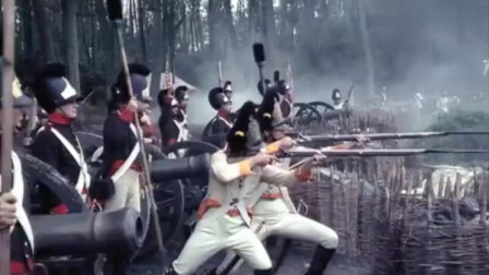 拿破仑亲率士兵冲锋，虽然挫败却赢得军心，被誉为&ldquo;小伍长&rdquo;