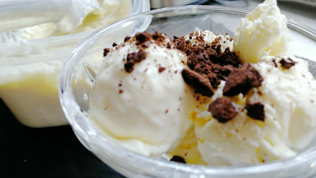 对比4款基础冰淇淋，介绍炼乳版和冰淇淋粉版的制作方法