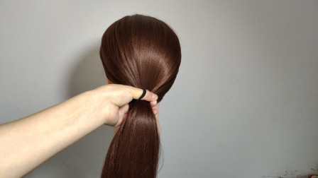 这款简单优雅的盘发是妈妈的最爱手法简单造型高雅显气质