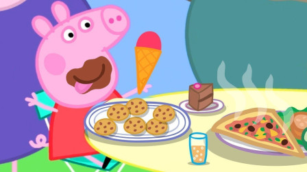 小猪佩奇吃美味的冰激凌和巧克力蛋糕 披萨 简笔画