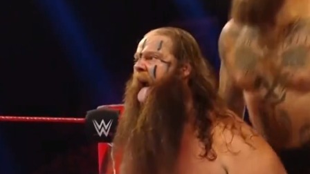 WWE RAW 2019 兄弟同心其利断金！维京战神连续重击对手轻松取胜