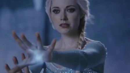 冰雪女王：&ldquo;真人版&rdquo;艾莎在现实世界使用冰魔法，太美太好看了！