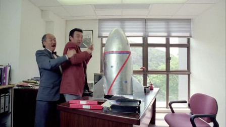 张学友去面试化学老师，当场造出原子弹，吓坏了校长