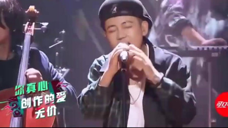 一起乐队吧：领队乐队《大艺术家》炸场！大型蹦迪现场，堪称神级改编