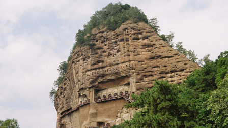 【身临其境】天水&middot;麦积山 I 中国四大石窟之一：穿越千年的空中佛阁。
