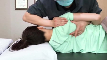 肩胛骨松解手法治疗技术,疼痛难忍一揉就好,你学会了吗?