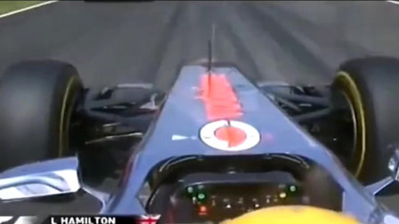 F1赛车：汉密尔顿PK舒马赫史诗对决！时速已经飙到300公里了！