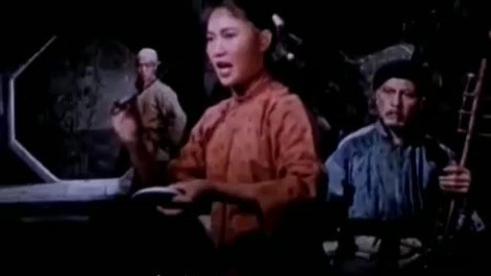 电影洪湖赤卫队插曲《小曲好吧你口难开》，还有多少人记得这段