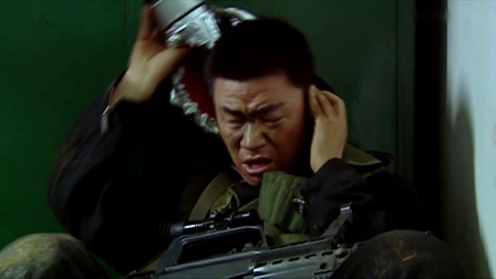 士兵突击：许三多以为真的打仗，说把抚恤金让成才送给他爹，笑喷