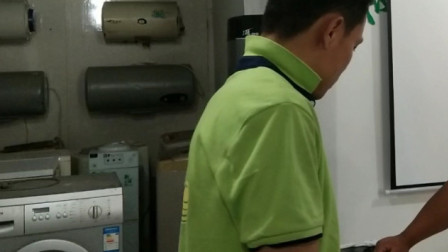 胶州滚筒洗衣机清洗流程讲解小绿人家电清洗