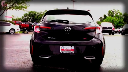 老外试驾2019款丰田卡罗拉掀背车, 带给您不一样的感官体验!