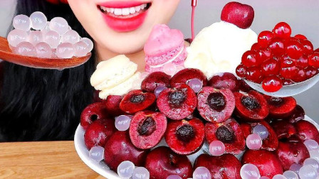 吃美食的声音，小姐姐吃果冻和樱桃冰淇淋刨冰，看起来非常美味！