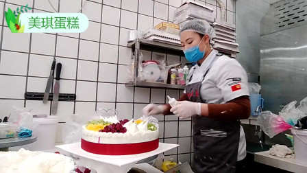 美琪教你做寿桃水果蛋糕，这样做超香甜美味，老人过生日必备！