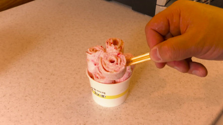 香草草莓香蕉铁板冰淇淋香草草莓香蕉冰淇淋卷