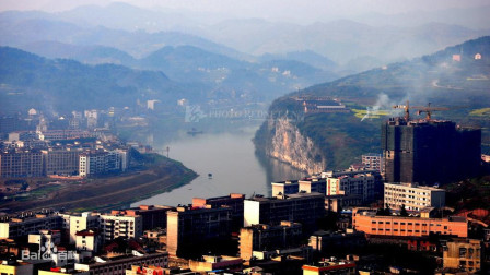 地图里看区域发展，湖南省冷水江市与新化县城市建设进程
