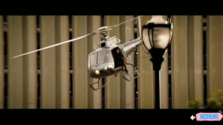 经典动作大片：虎胆龙威4，直升机疯狂追逐警车