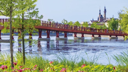 迪士尼小镇星愿湖公园