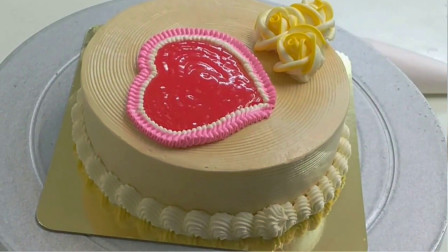 奶油生日蛋糕制作视频分享，裱花好漂亮的蛋糕创作