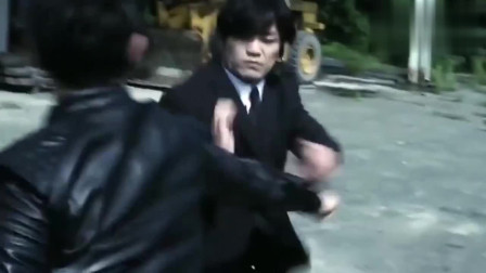 奥特曼救了贝利亚奥特曼