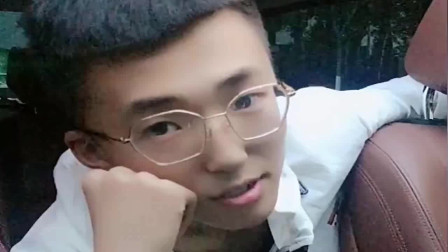 南昌弟弟恶搞姐姐，看到接下来的一幕，姐姐太惨了！