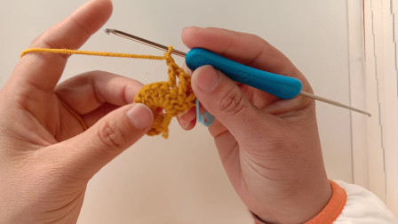 钩针编织：DIY创意手工编织花形杯垫图解视频