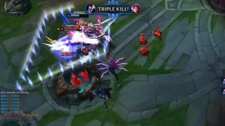 克隆蒙太奇，一下抗下五个同样的大招，这谁顶得住