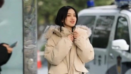 成都小姐姐在街上偶遇帅哥，接下来的做法，好羡慕这位帅哥！