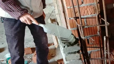 看江西老师傅抹灰的技术，就知道是老手艺，没有几十年经验做不到的！