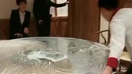 这年头，广东服务员要求这么高，才疏学浅的我还是回农村搬砖吧！