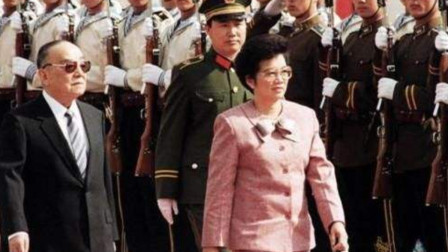 历史的印记 全球首位华人女总统，上台后将美军赶出国