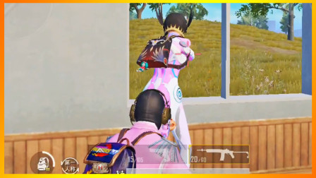 和平精英：在M城遇玛莎拉蒂车队，残血被敌人追击后反补