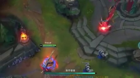 女警的Q技能还能拐弯？这真的长见识了！