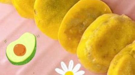 香蕉蛋黄小饼，香蕉的第198种神仙吃法，软糯香甜，简单又好吃，没牙的宝宝也可以吃呦！#宝宝辅食