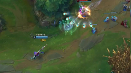 大家看到了吧，只有这么秀的女警才能打死艾克，我想大家知道该买什么了吧！