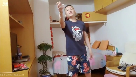 【 周淑怡+岳父】岳父为了感谢老板的超级火箭，疯狂整活，狂做70个俯卧撑