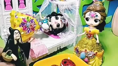 白雪陷入了长眠，她什么时候能醒过来呢？