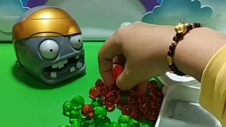 僵尸把爆爆珠倒在地上，他的爸爸会生气吗？