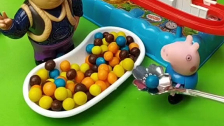 乔治要玩滑梯，光头强会一起玩吗？