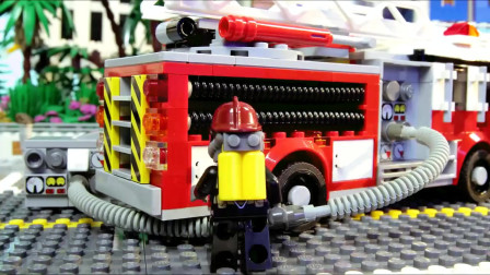 消防员：解救人质